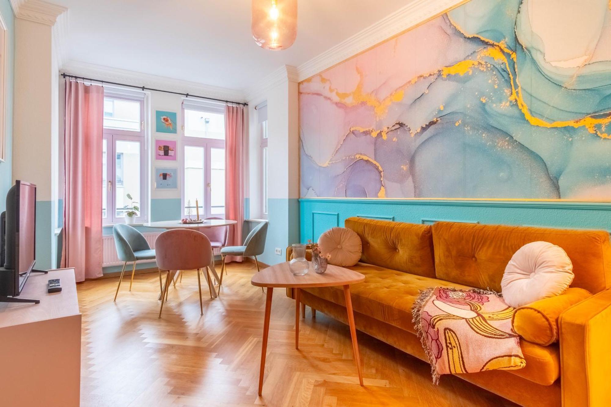 Colorful, Working Place, Netflix, Sight Seeing Leipzig Exterior foto